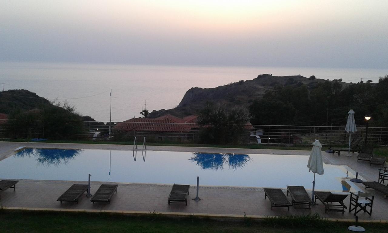 Molivos Sunset Apartments Metímna Exterior foto
